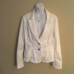 White House Black Market size 14